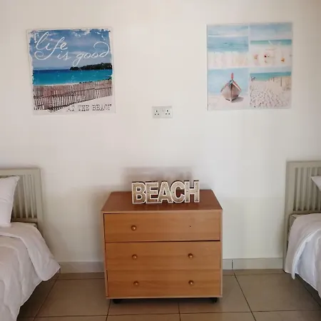 Lemon Tree Courtyard * 라르나카