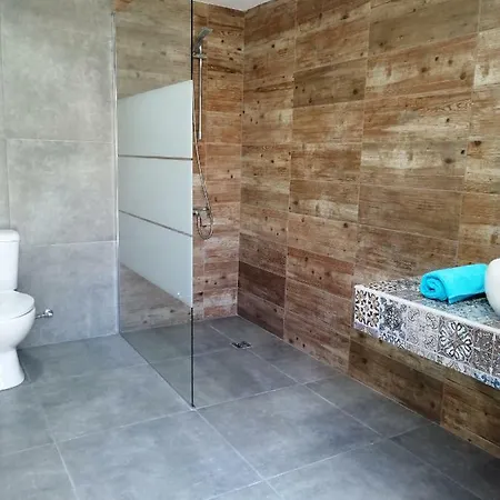 펜션 Lemon Tree Courtyard 라르나카