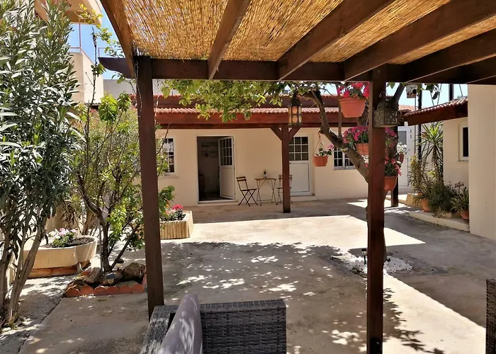 Lemon Tree Courtyard Дом отдыха