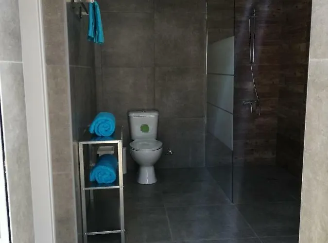 Lemon Tree Courtyard Дом отдыха *