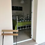 Lemon Tree Courtyard لارنكا