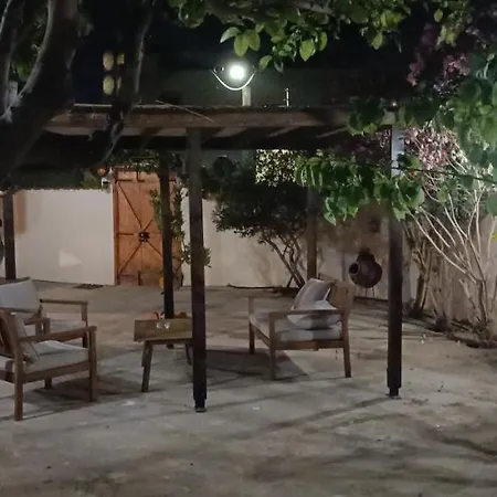 펜션 Lemon Tree Courtyard