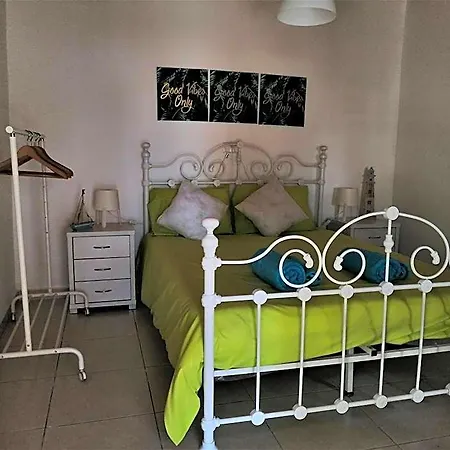 Case de vacanță Lemon Tree Courtyard