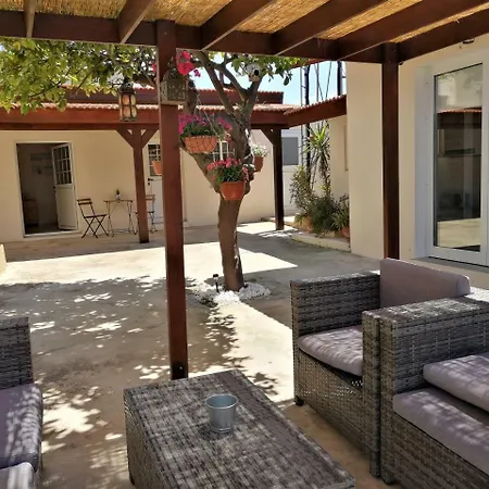 펜션 Lemon Tree Courtyard *
