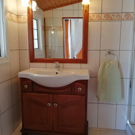 Holiday home Lemon Tree Courtyard