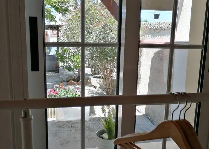 Lemon Tree Courtyard * Larnaca