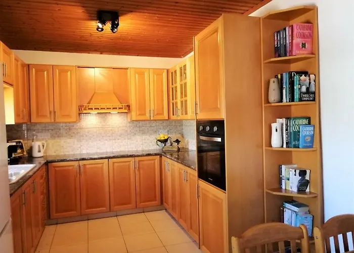 Lemon Tree Courtyard Hébergement de vacances Larnaca