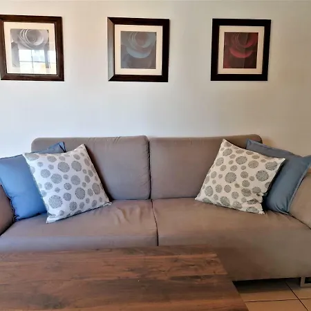 Lemon Tree Courtyard Σπίτι διακοπών Λάρνακα